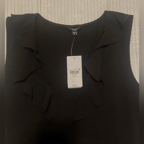 NWT Guess Franco Ruffle Sleeveless Top - Picture 2 of 3